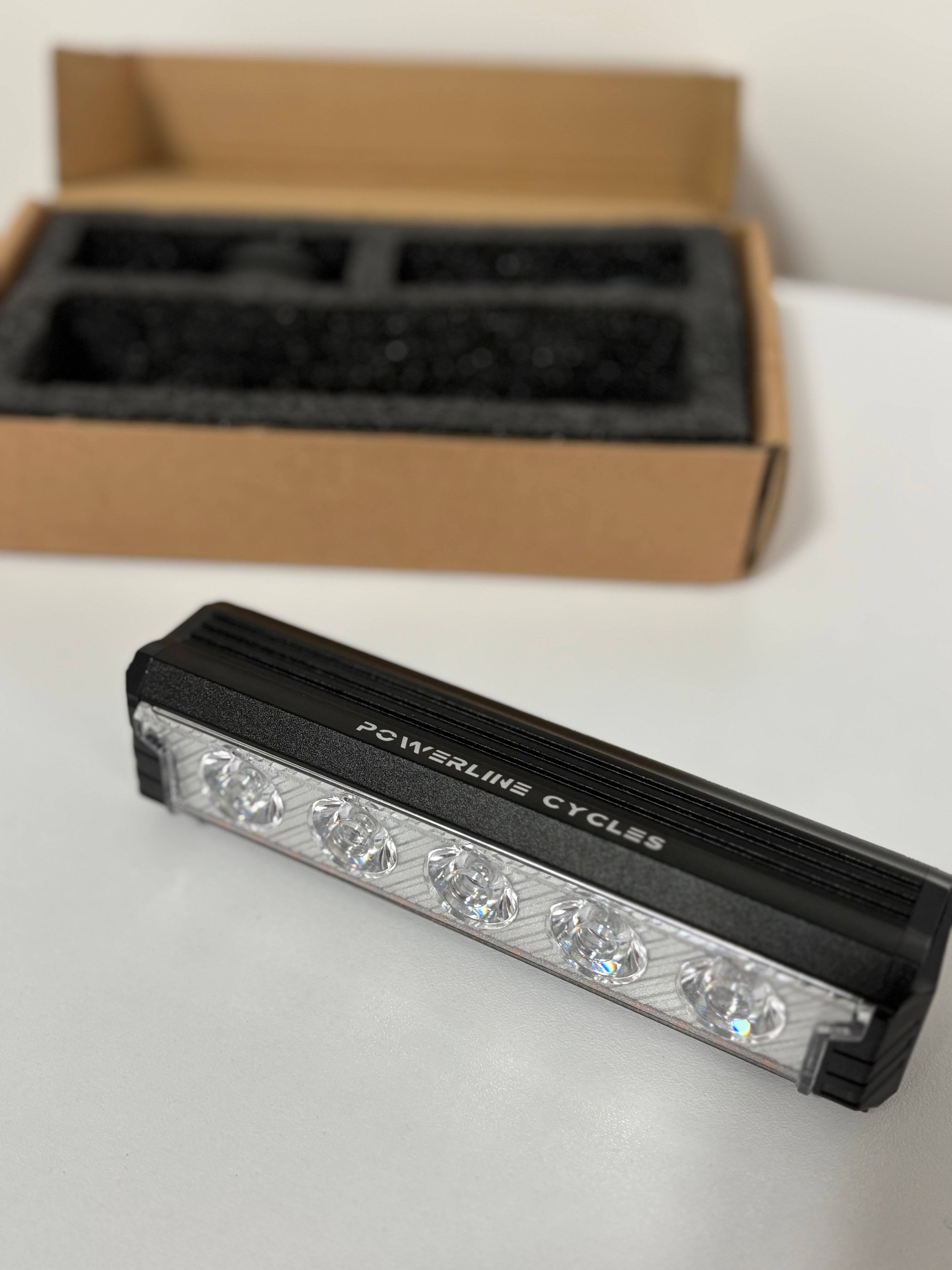 Rechargeable 10,000 Lumen Bar Light